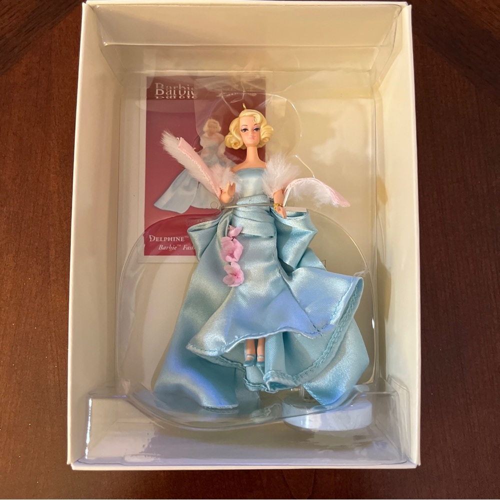 Hallmark Keepsake Delphine Barbie Ornament Fashion Model Collection 2005 - Picture 8 of 11